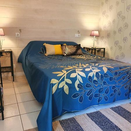 Chambres D'Hotes Avec Piscine Aux Agapanthes De Cromel - Mont Saint Michel Εξωτερικό φωτογραφία