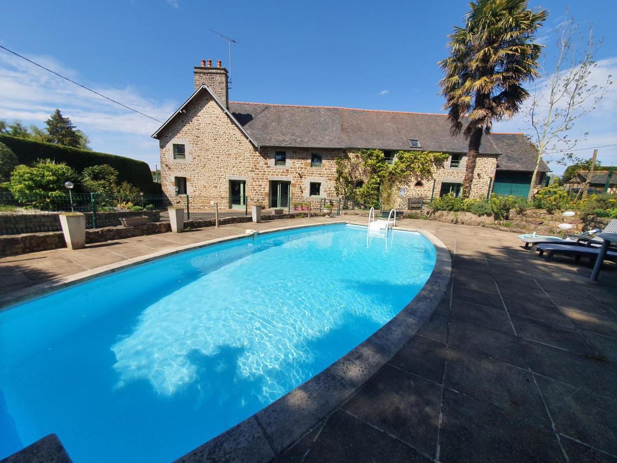 Chambres D'Hotes Avec Piscine Aux Agapanthes De Cromel - Mont Saint Michel Εξωτερικό φωτογραφία