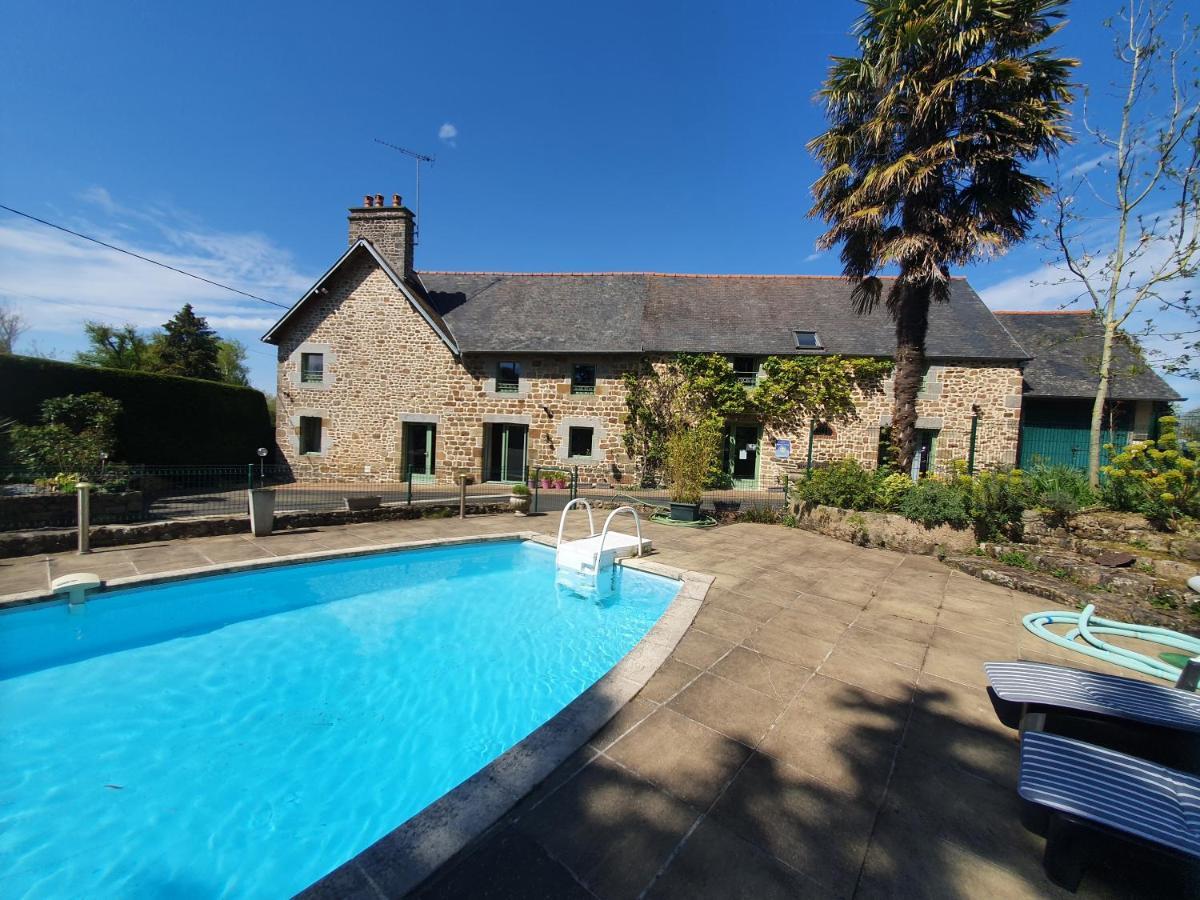 Chambres D'Hotes Avec Piscine Aux Agapanthes De Cromel - Mont Saint Michel Εξωτερικό φωτογραφία